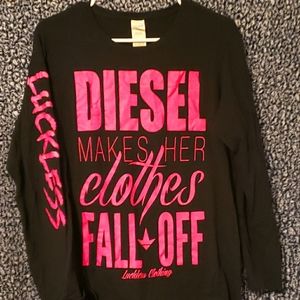 Long sleeve t-shirt